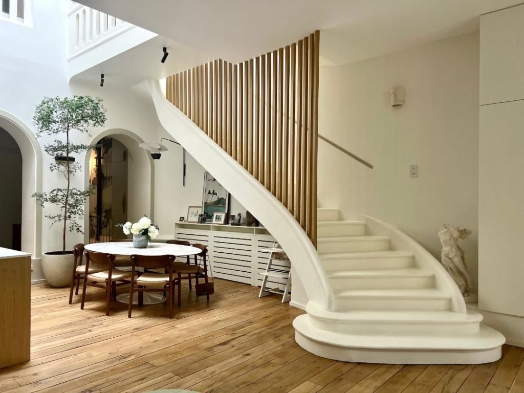 Private visit Marie-Virginie and Arthur, Vanessa Faivre, Paris, text and photo Billie Blanket