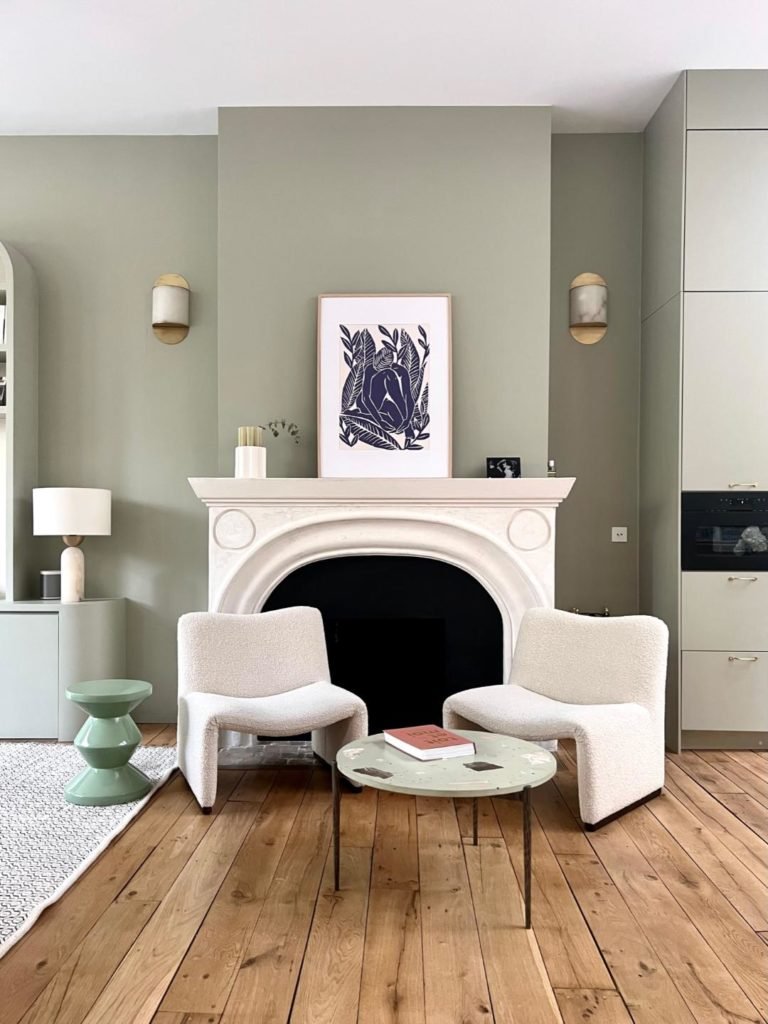 Private visit Marie-Virginie and Arthur, Vanessa Faivre, Paris, text and photo Billie Blanket