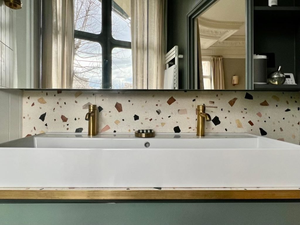 Private visit Marie-Virginie and Arthur, Vanessa Faivre, Paris, text and photo Billie Blanket