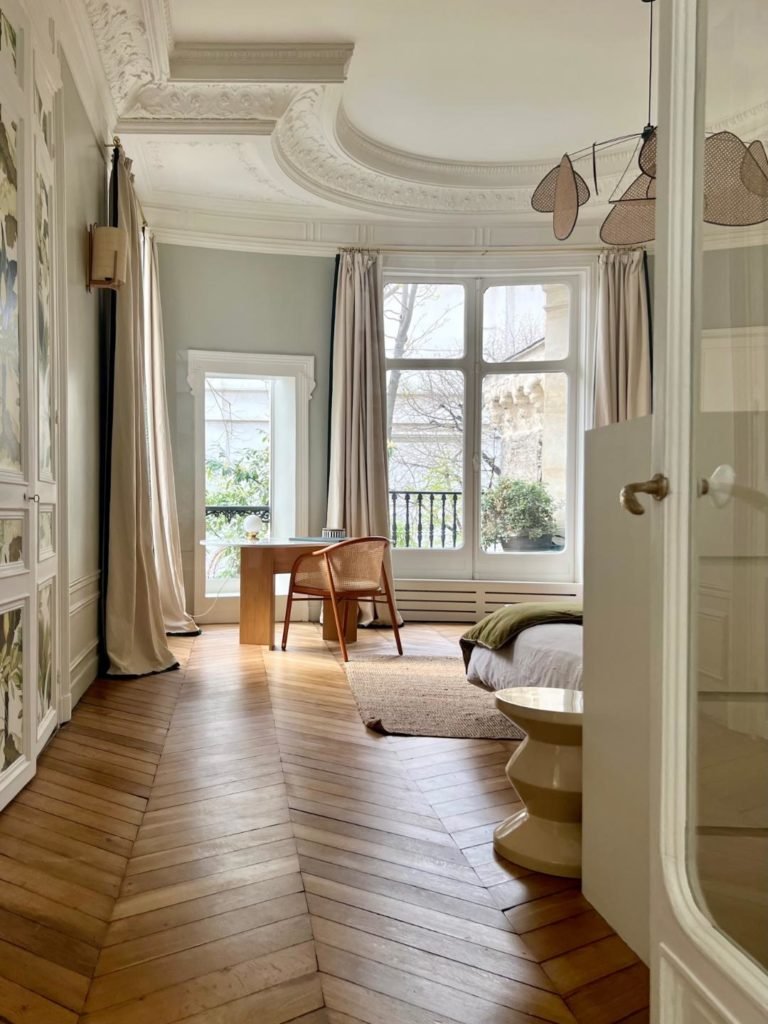 Private visit Marie-Virginie and Arthur, Vanessa Faivre, Paris, text and photo Billie Blanket