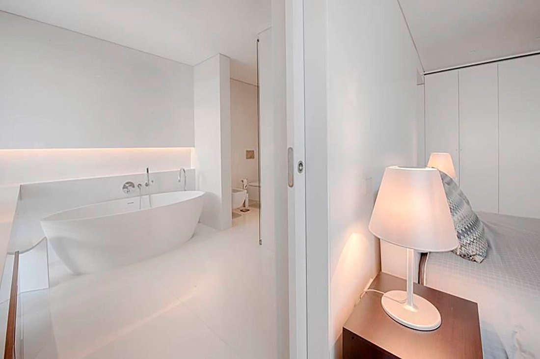 interior decoration of the master bedroom