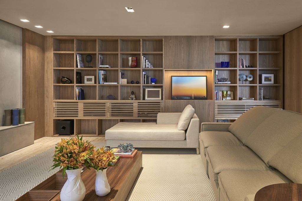 sculptures for decoration