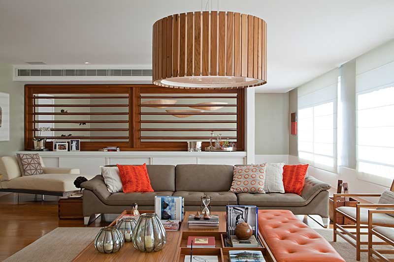 how to decorate a coffee table