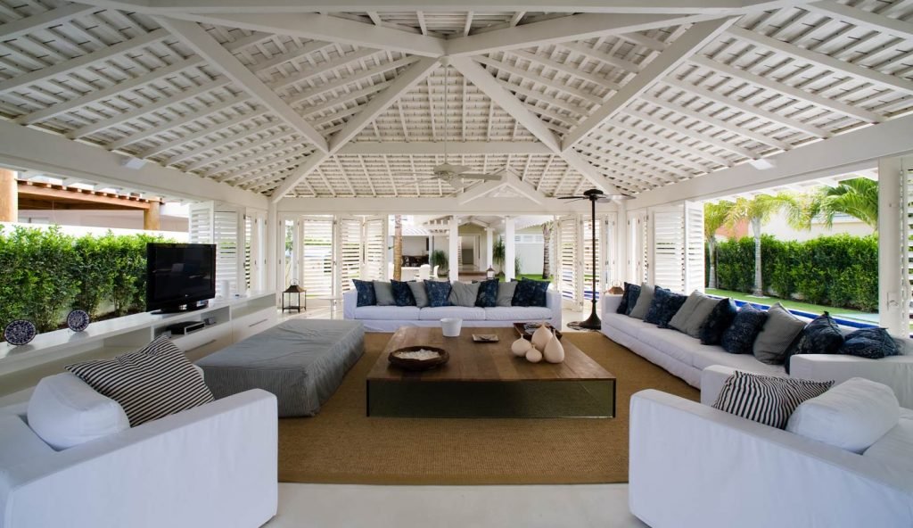 coffee table decoration