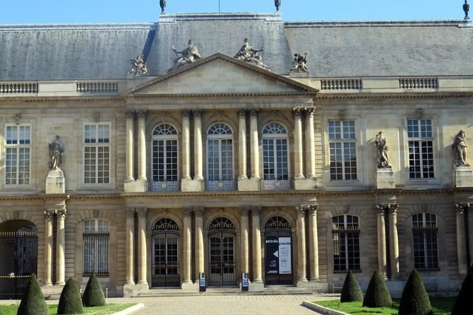 Private visit to Marie-Virginie and Arthur's house, in Paris